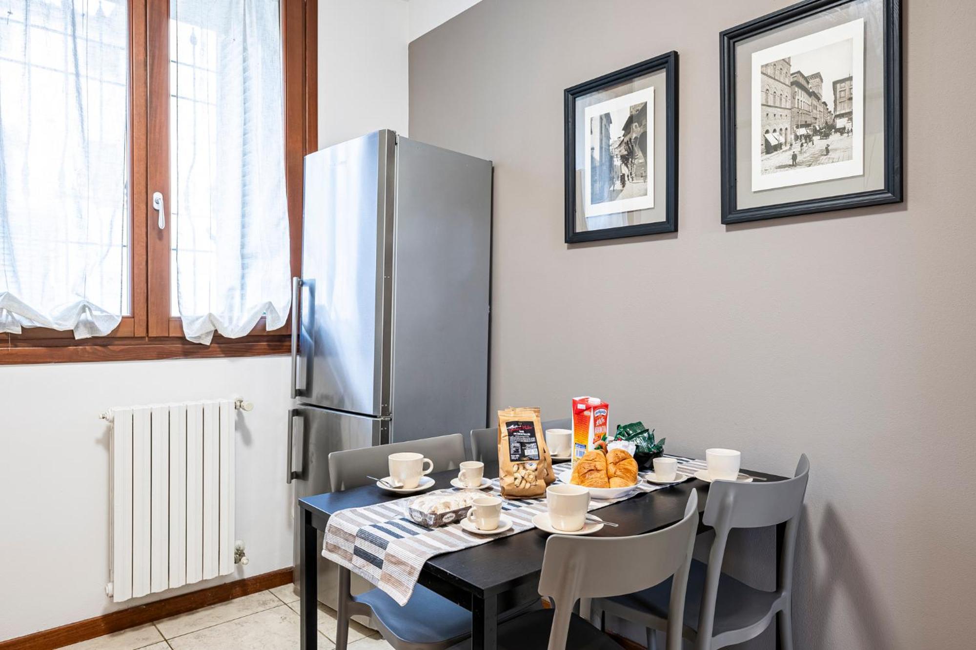 "Once Upon A Time" Cherubini Palace Thematic Apartments Free Parking Florence Ngoại thất bức ảnh