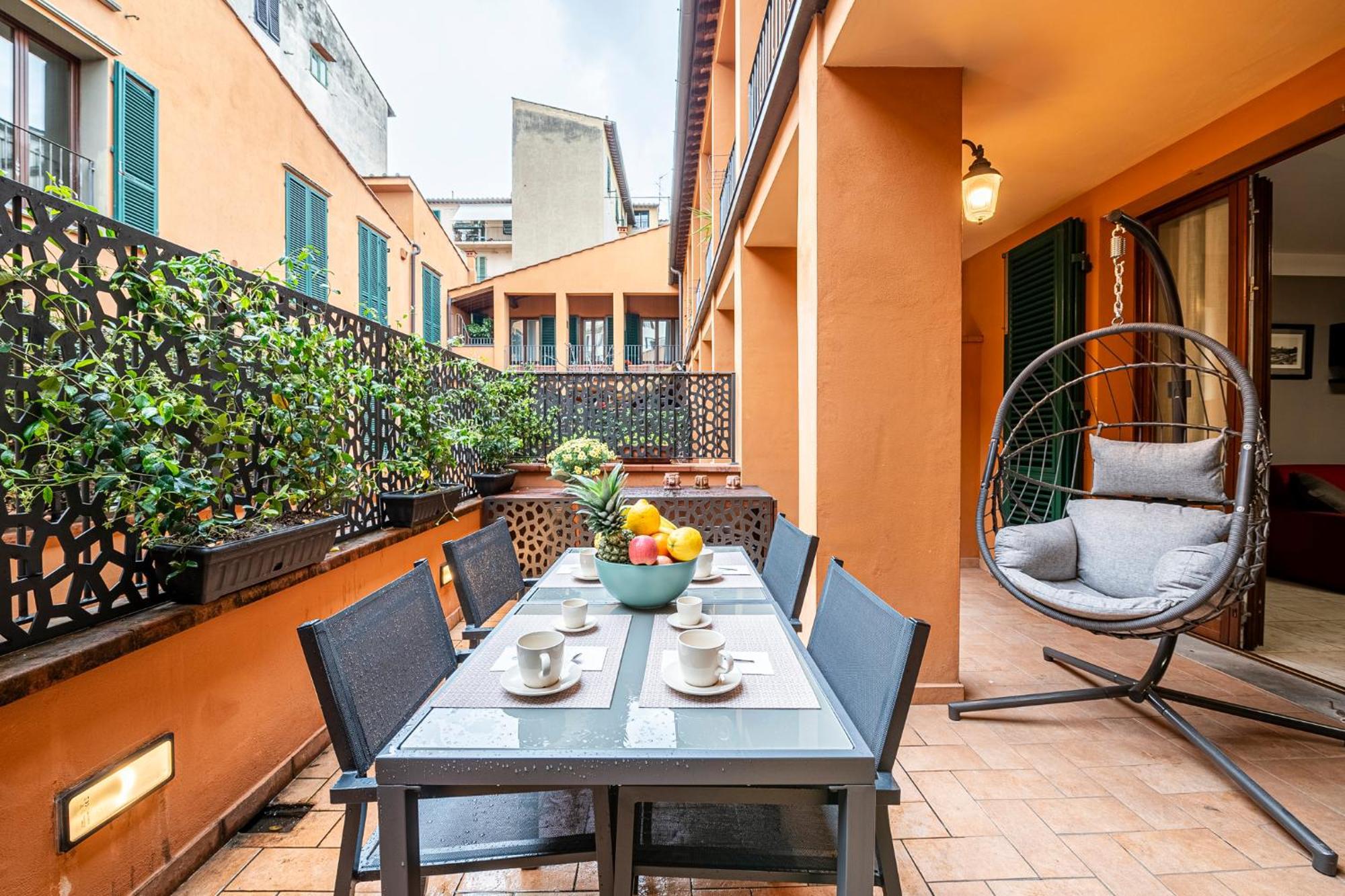 "Once Upon A Time" Cherubini Palace Thematic Apartments Free Parking Florence Ngoại thất bức ảnh
